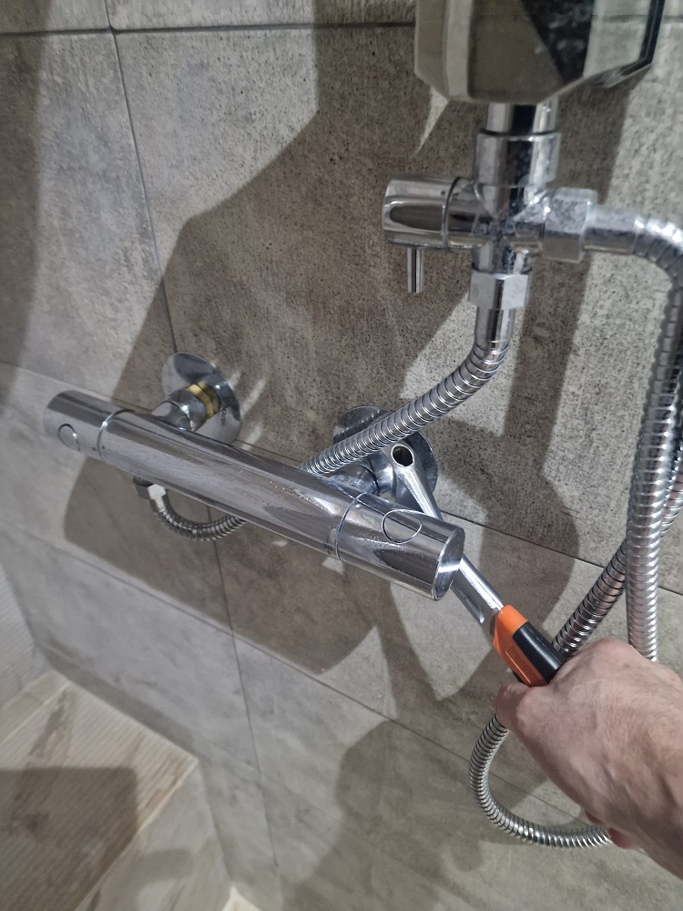 Recherche et réparation de fuite d’eau à Paris