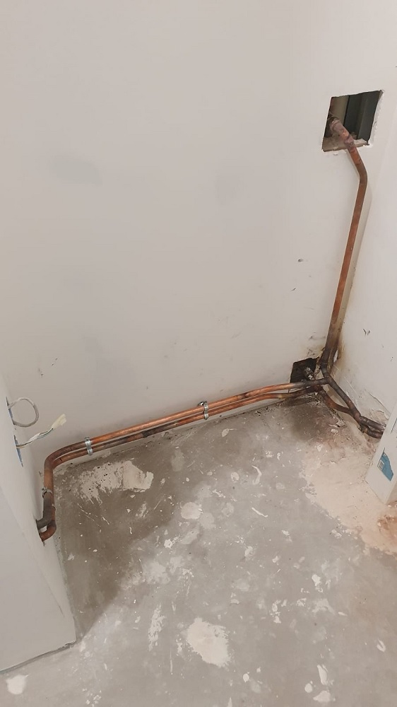 Plombier Paris Banlieue, Plombier disponible 24/27 7/7